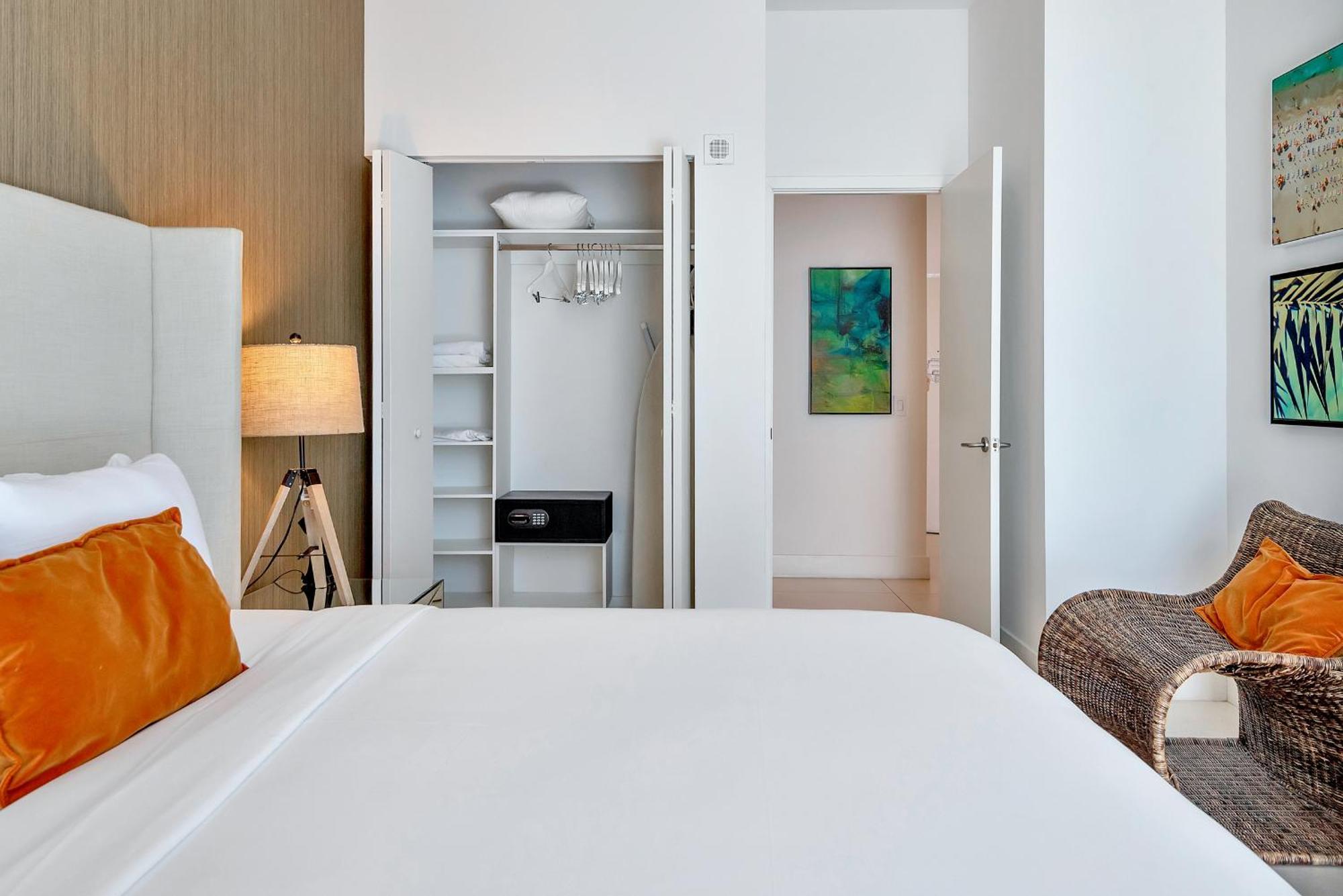 203-1Br/1Ba At The Beach Gem! Lux Amenities! ハリウッド エクステリア 写真