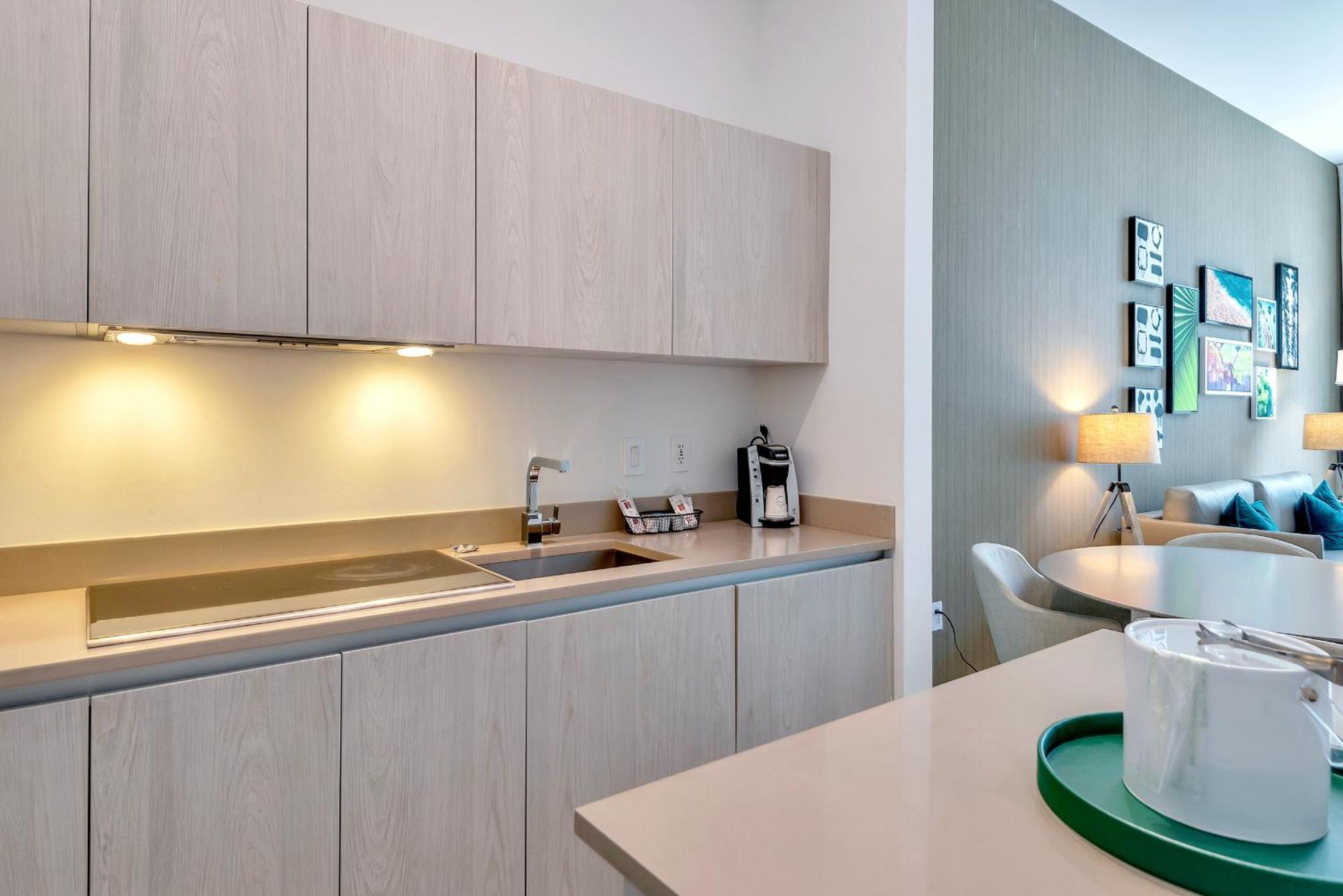 203-1Br/1Ba At The Beach Gem! Lux Amenities! ハリウッド エクステリア 写真