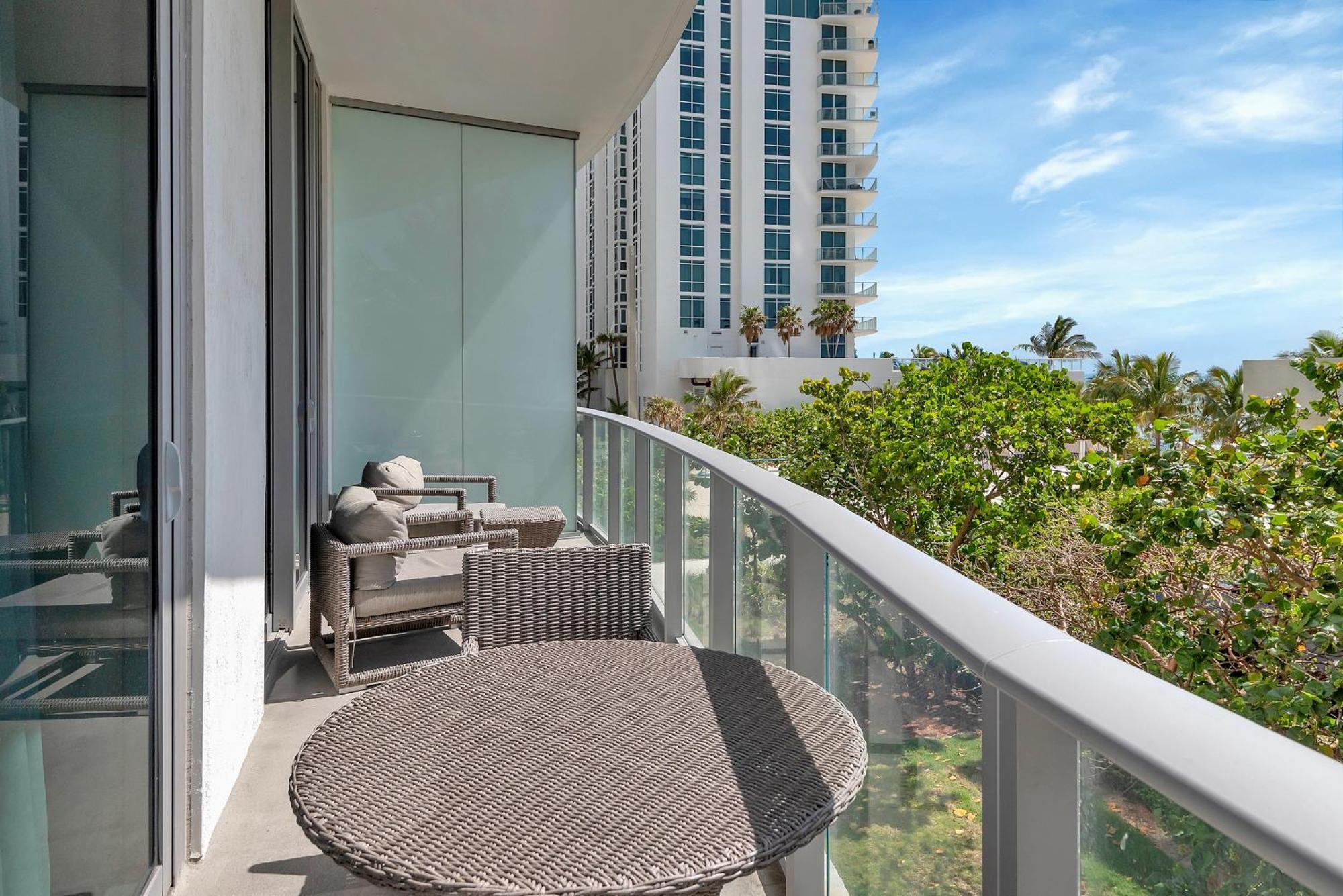 203-1Br/1Ba At The Beach Gem! Lux Amenities! ハリウッド エクステリア 写真